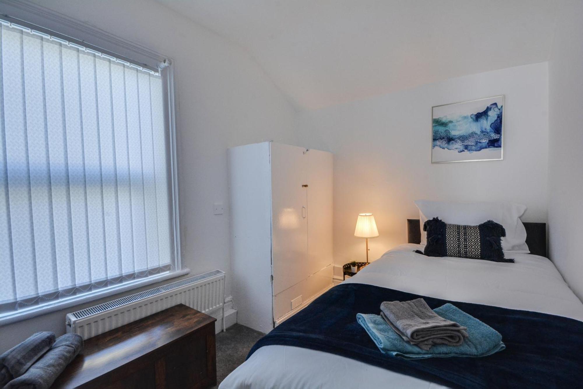Stay With Alexandra 2 Free Parking - High Speed Free Wifi Liverpool Ngoại thất bức ảnh